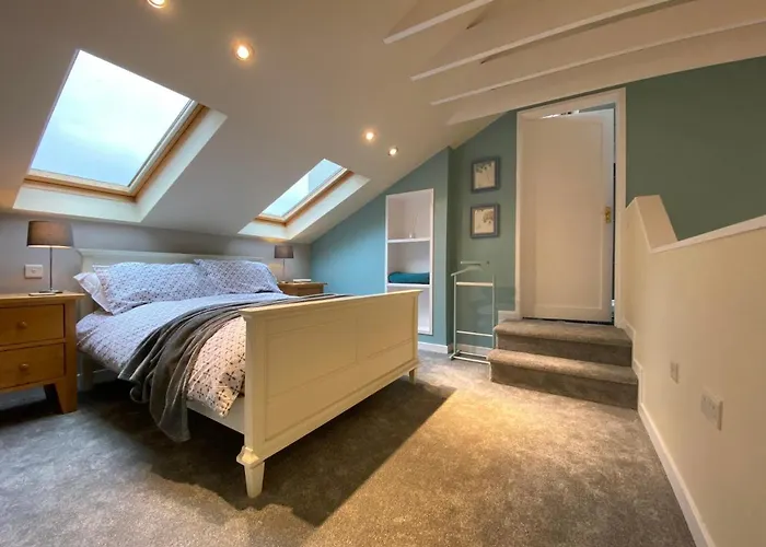 The Annexe, Tregoose House